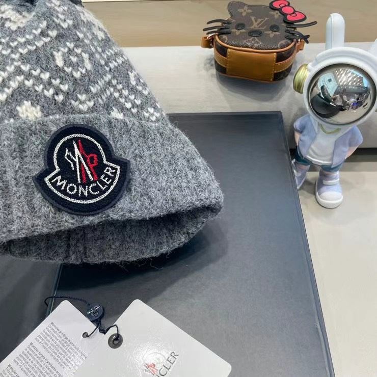 Moncler Caps